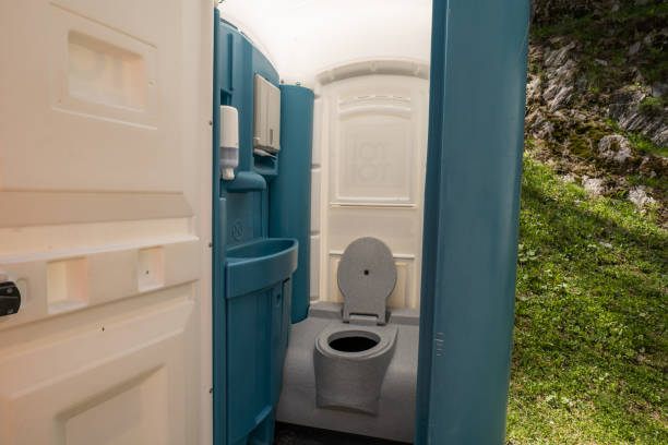 Portable Toilet Options We Offer in Beach Haven, NJ